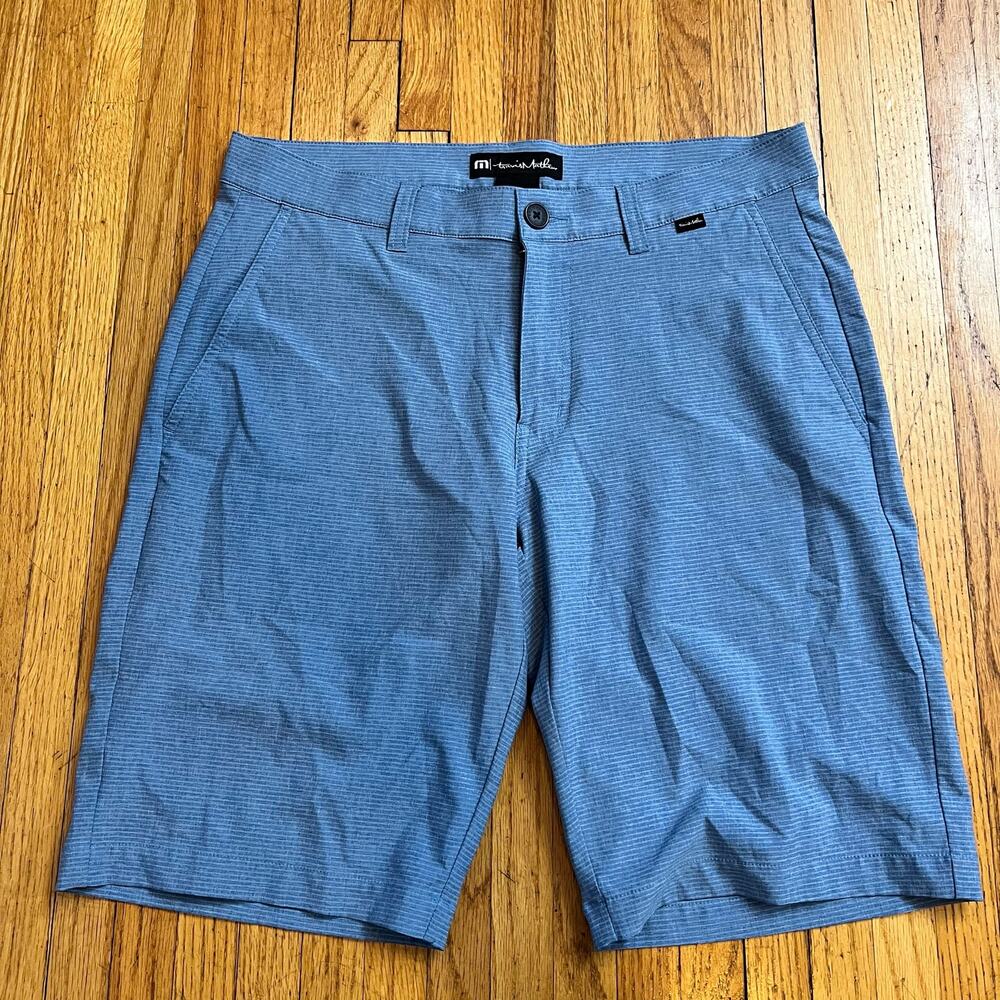 Travis Mathew Shorts Mens 32 Blue Performance Golf Stretch Flat Front - Picture 1 of 9
